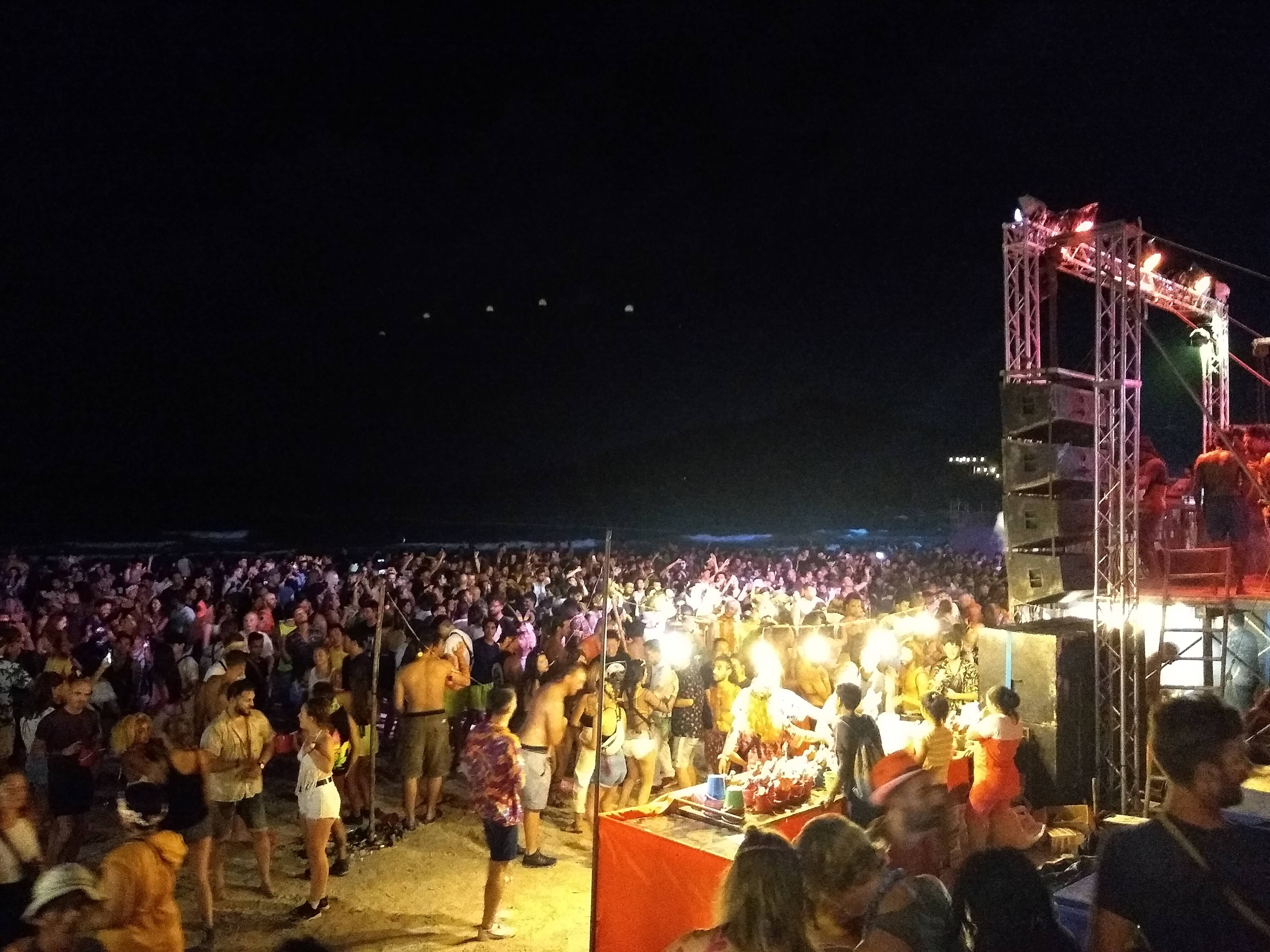 full moon party